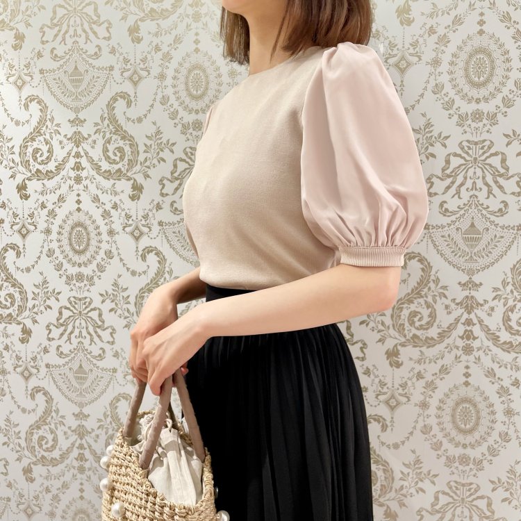 【タグ付き新品】アベニールエトワール　シフォンスリーブハイネックニット GOLDEN WEEK SALE】今すぐ活躍！50％OFFマークダウン＜シフォン