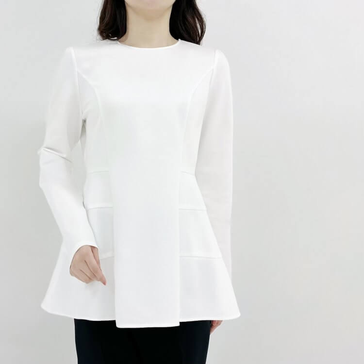 aveniretoileウールカシミヤ切替フレアトップス 新作入荷情報〈切替フレアカットソー〉 | m-i-d | AVENIRETOILE