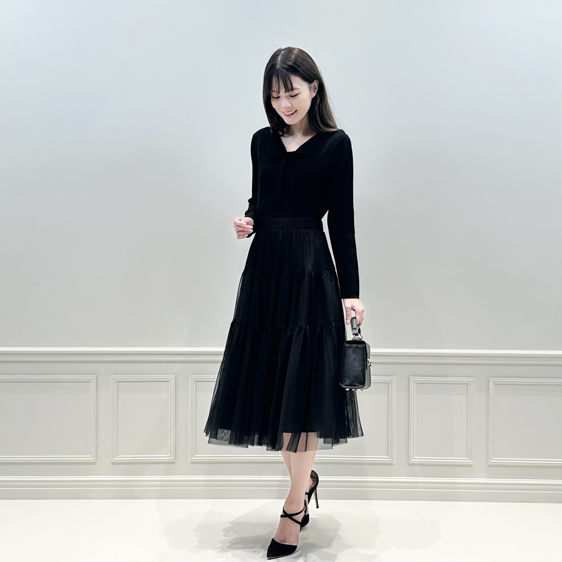 リボン付きブラックニットとプリーツスカート インパン裏地付ボックスプリーツミニスカート[gm665