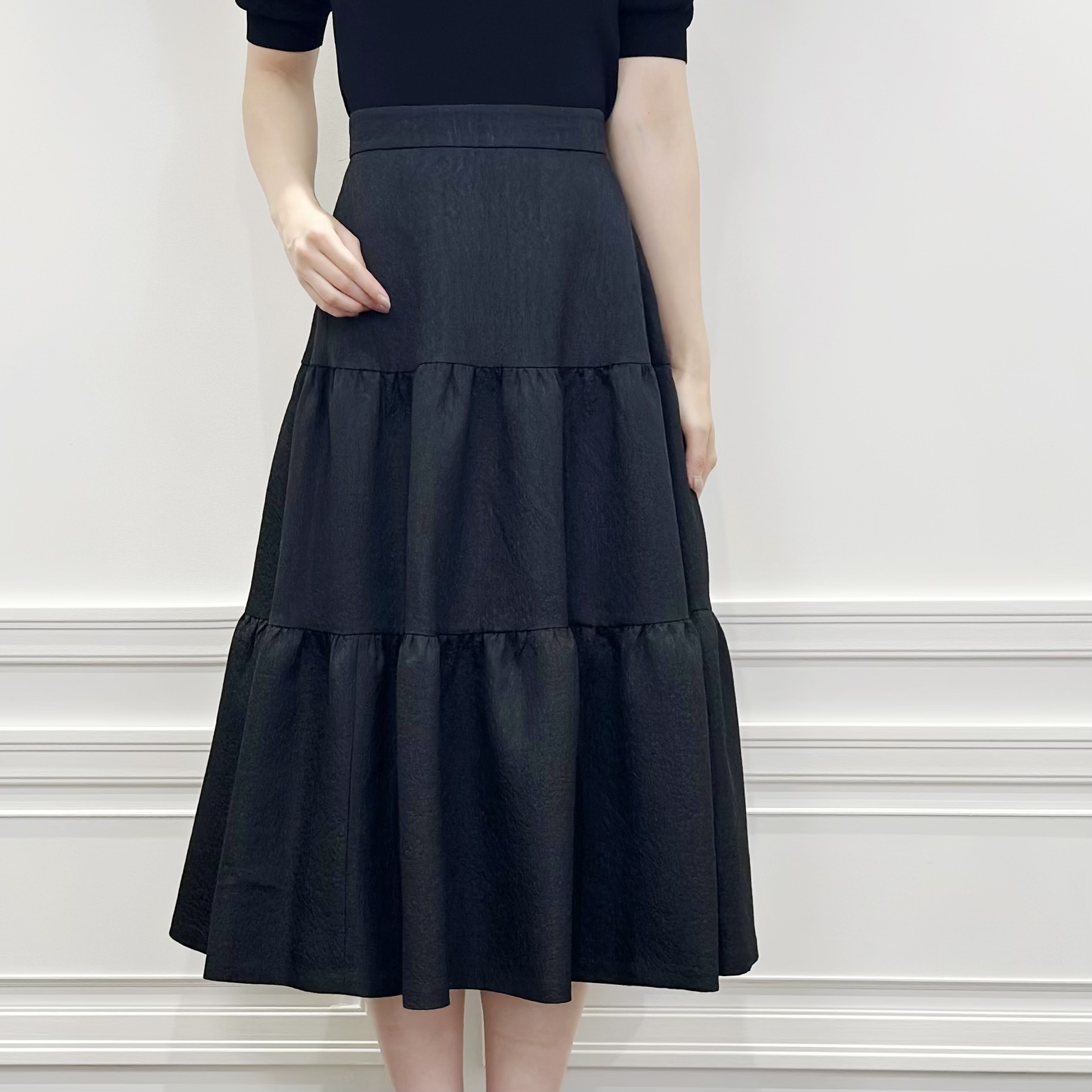 新作入荷情報〈ジオメトリックジャガードギャザー切替スカート