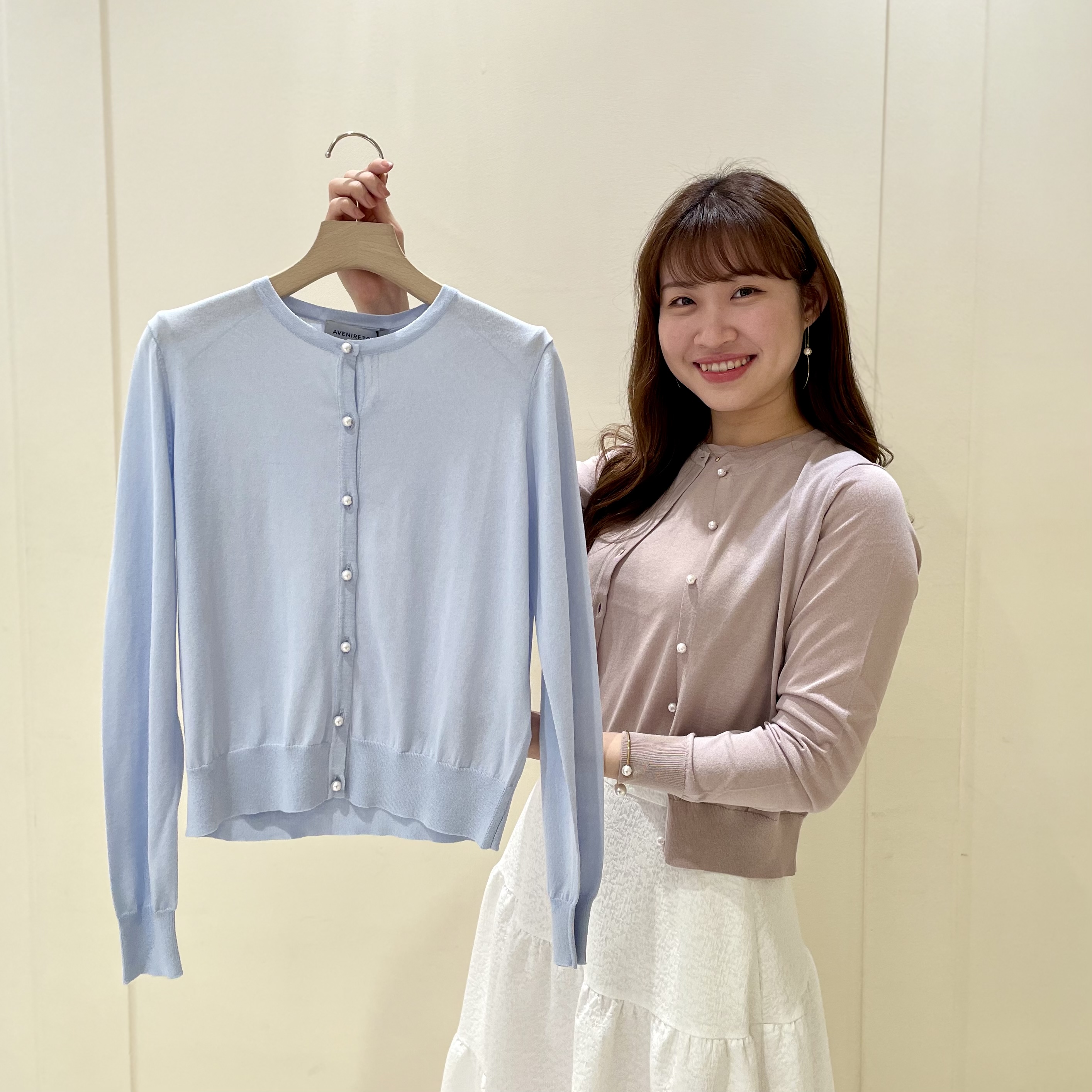 M-PREMIER/UVカットパールボタンニットカーディガン/size36/黒 新作入荷情報〈UVカットパールボタンベーシックニット