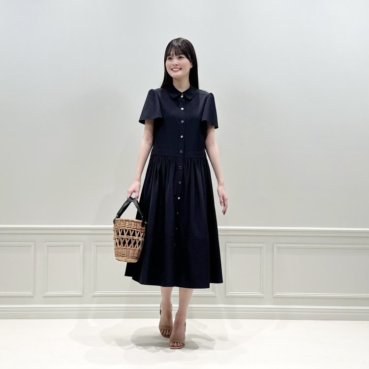 アベニールエトワール2024 カタログ掲載ワンピース　ネイビー　一回着美品 インスタライブ着用】身に纏うと分かる！着て、感じて、納得！な