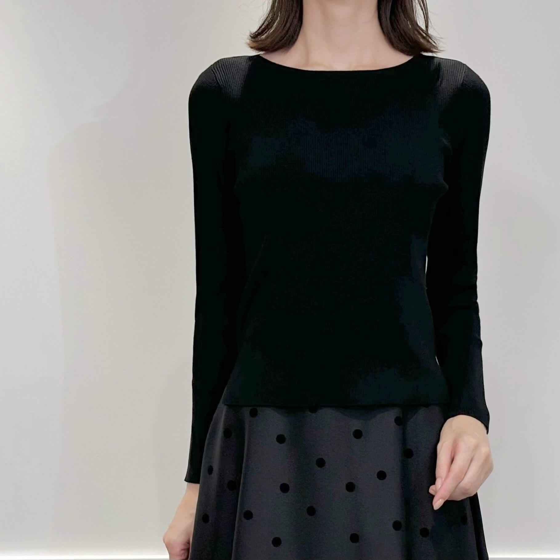 【新品】Aveniretoile ラウンドネックリブニットプルオーバー IMG_5040.jpeg