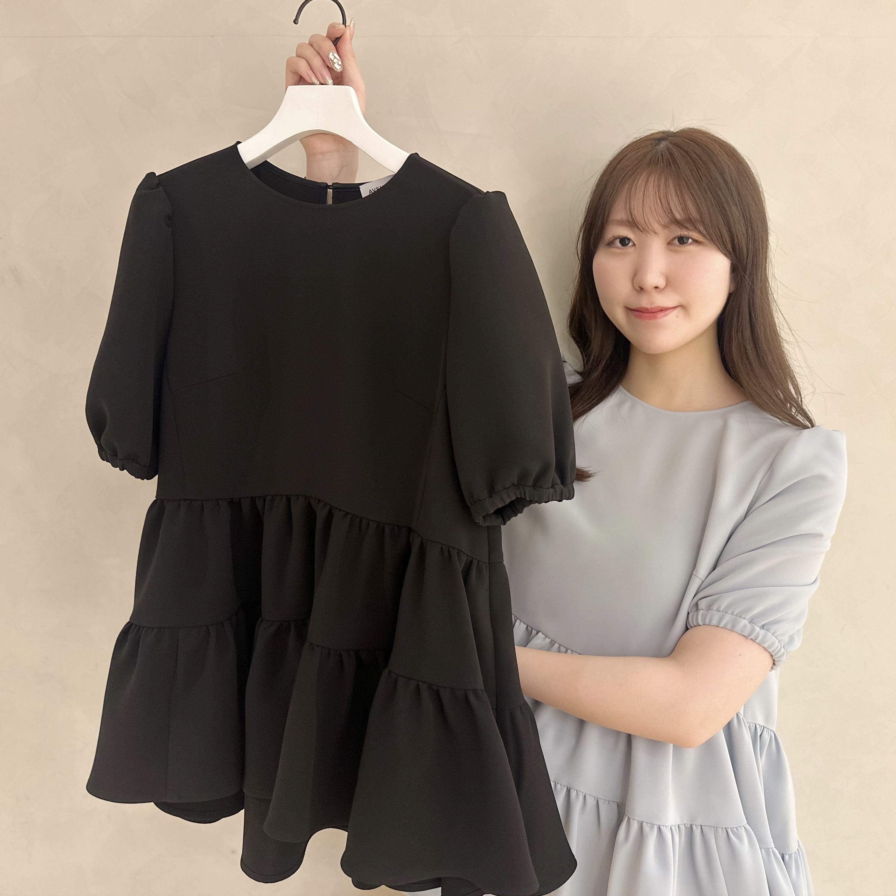 SALE美品✨️ AVENIRETOILE ギャザー切替パフスリーブブラウス 美品✨️ AVENIRETOILE ギャザー切替パフスリーブブラウス