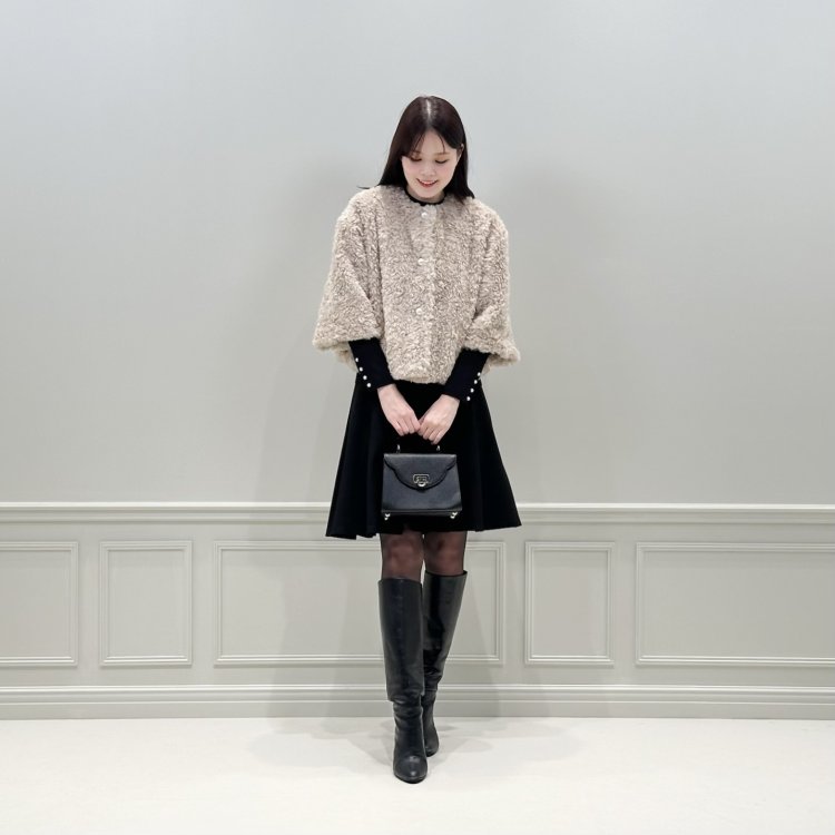 動くたび、美しく。上質素材で魅せる大人のタックショートパンツ特集