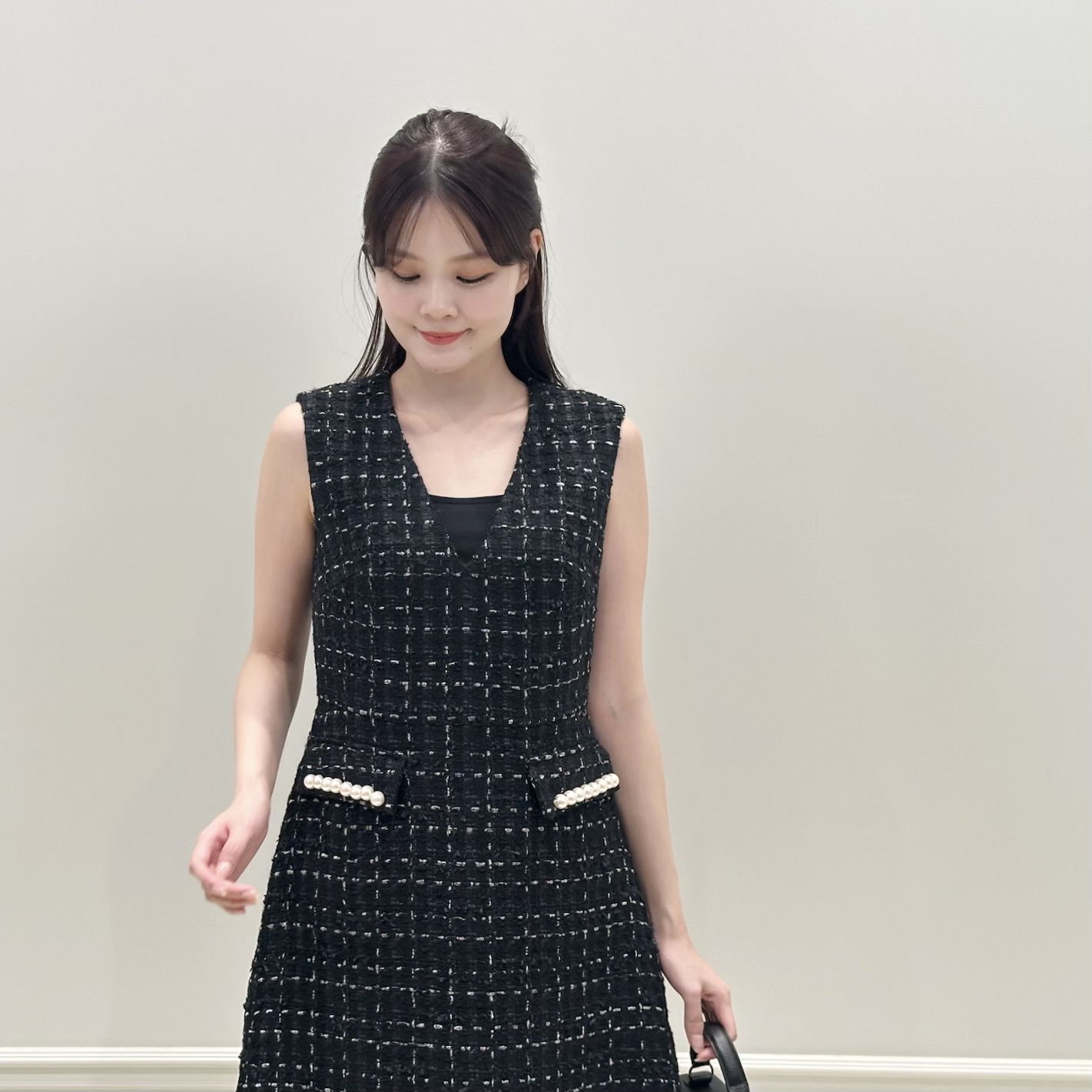 特別なシーンにも安心して選べる大人のきちんと”ツイードワンピース”で