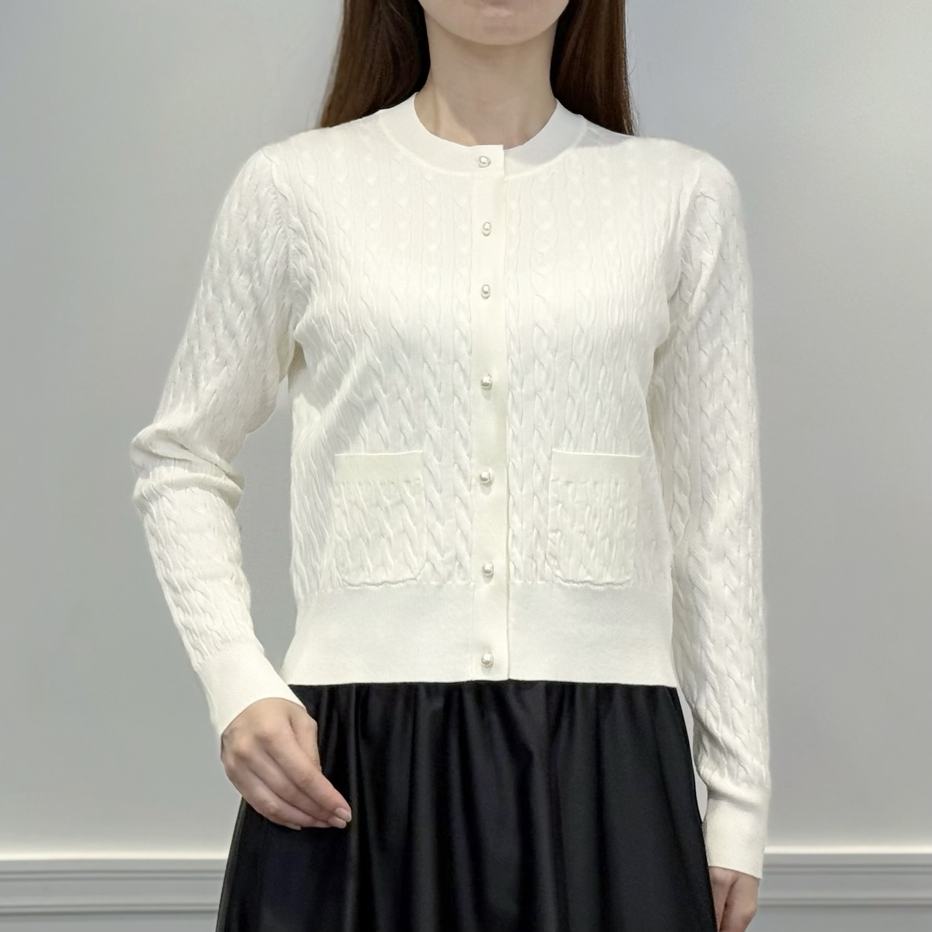 24AW アベニールエトワール パールボタンニットジャケット 36 ホワイト 24AW アベニールエトワール パールボタンニットジャケット 36 ホワイト