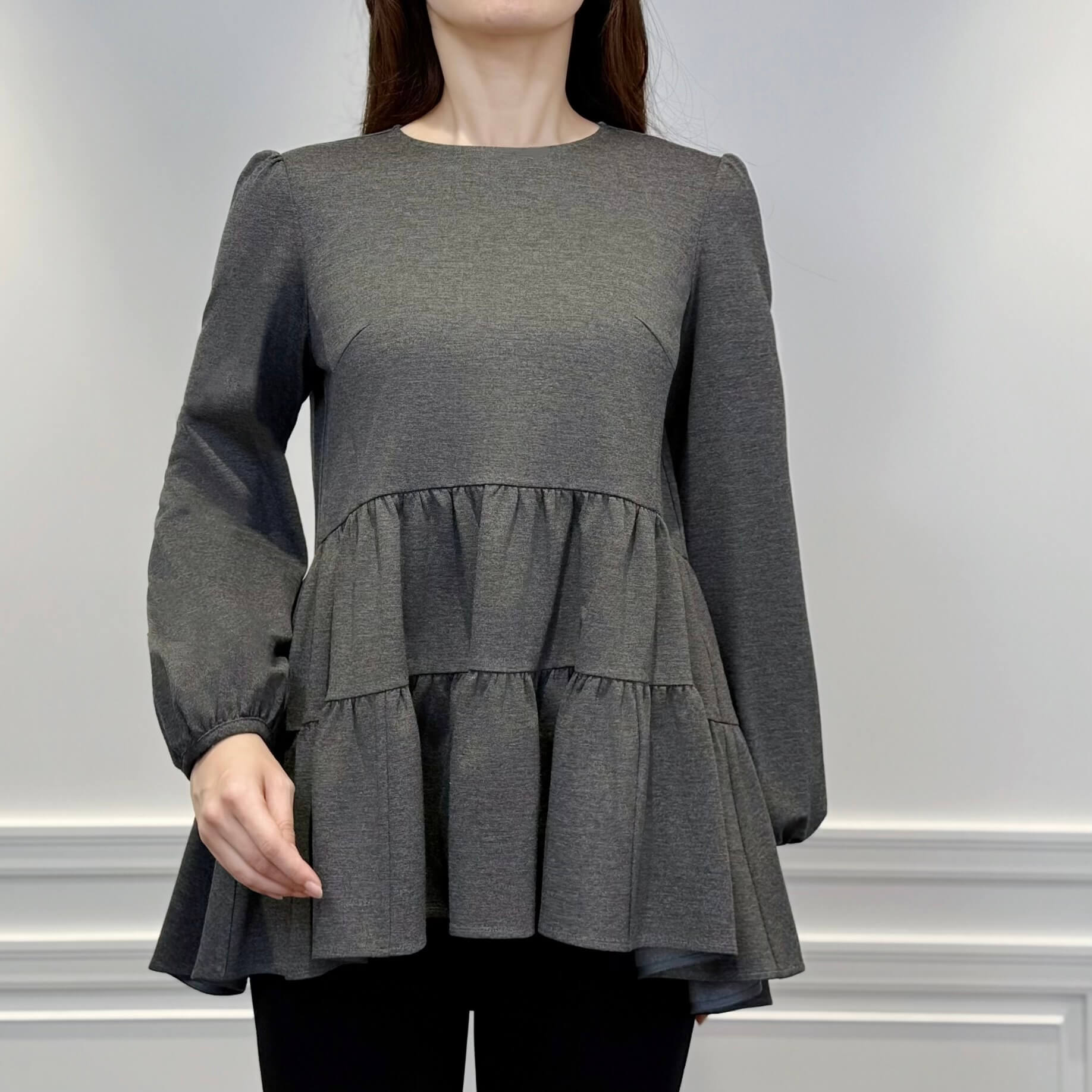 aveniretoile ストレッチポンチギャザー切替カットソー 新作入荷情報〈ストレッチポンチギャザー切替カットソー