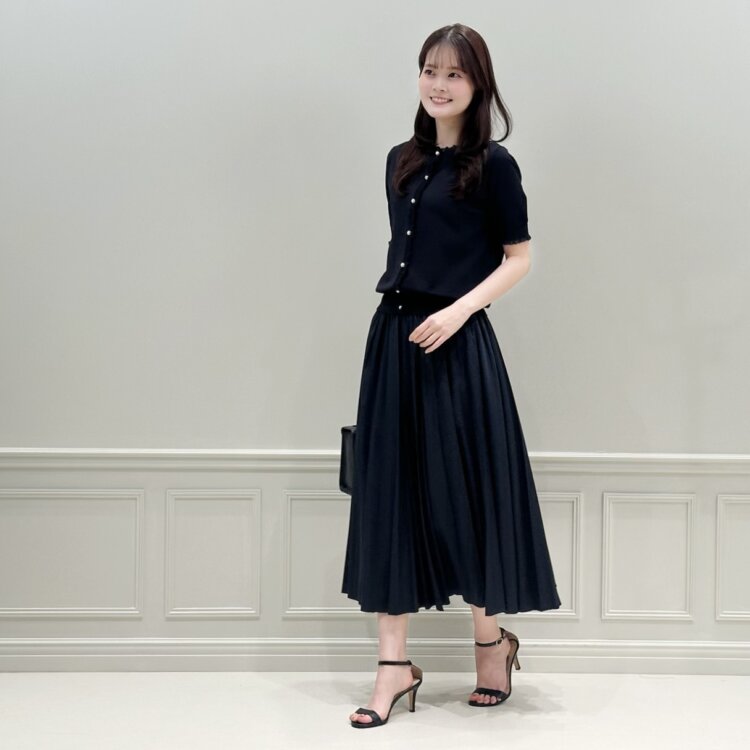 【極美品】 アベニールエトワール スリットノースリーブブラウス 36 黒 スリットノースリーブフレアブラウス: AVENIRETOILE公式通販｜m-i-d e