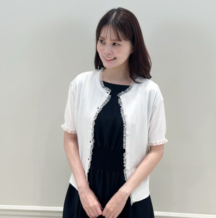 新作入荷情報〈ダブルクロスパフスリーブブラウス〉 | m-i-d