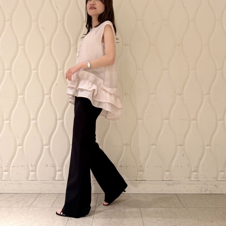 FEW ITEMS / タイムレスに活躍♡快適かつ軽やかに取り入れられる
