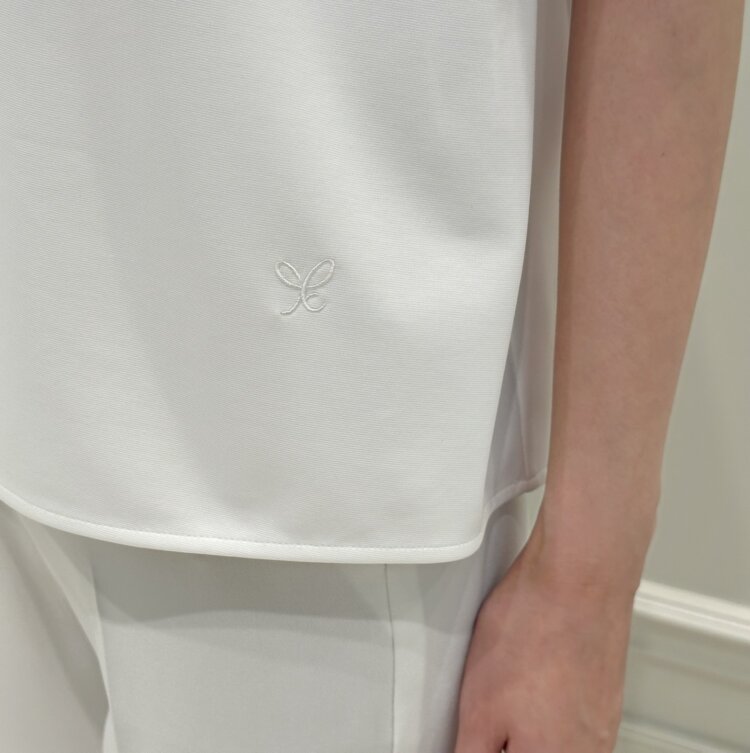 新作入荷情報〈ダブルクロスワイドブラウス〉 | m-i-d | AVENIRETOILE