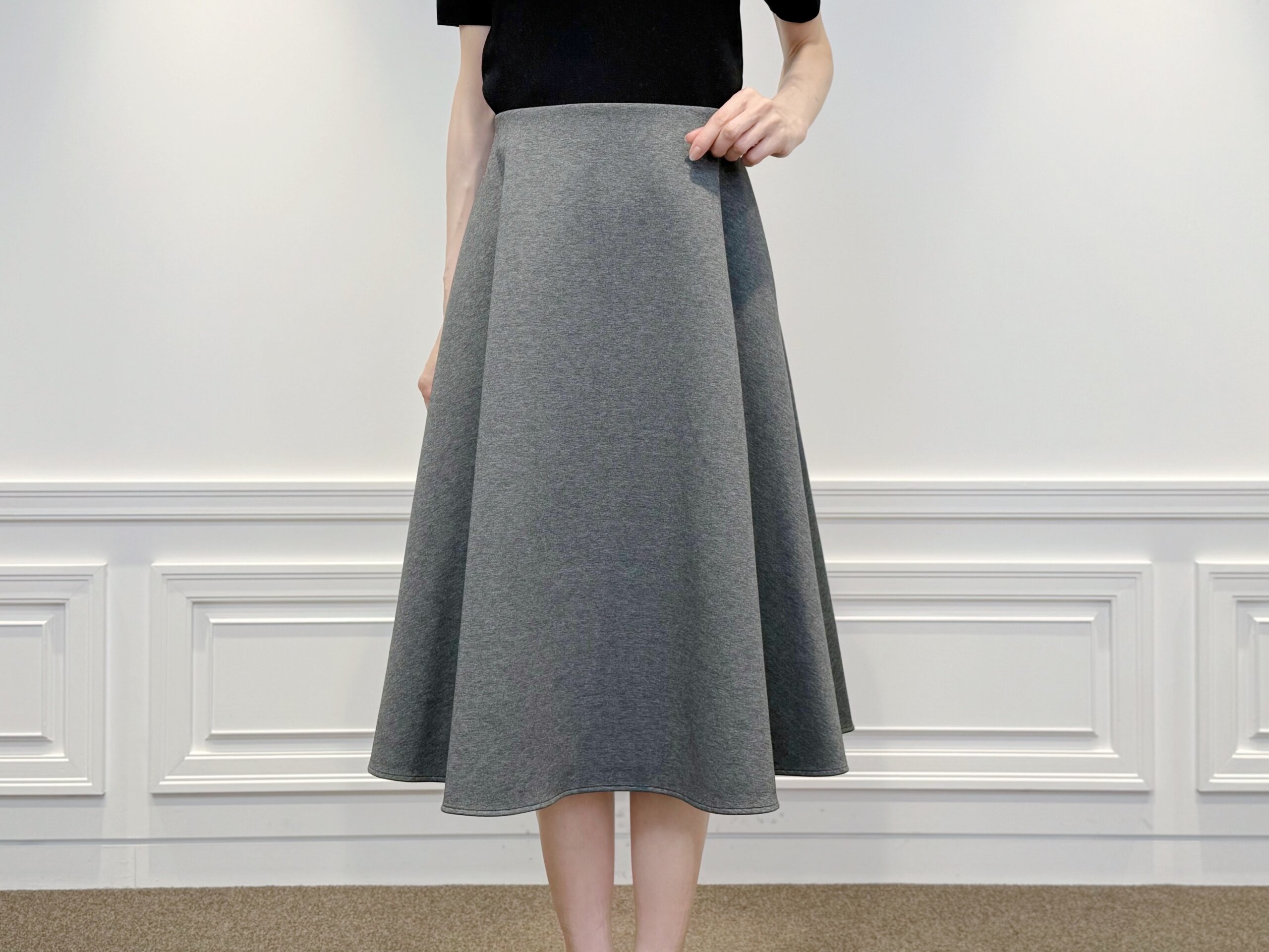 theory luxe Richmond Ellin ダンボールニット　スカート 新作入荷情報〈ダンボールニットフレアスカート〉 | m-i-d