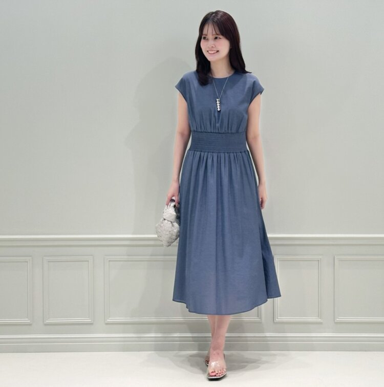 新作入荷情報〈バックフリルブラウス〉 | m-i-d | AVENIRETOILE