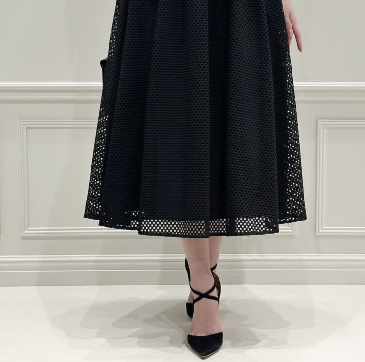 新作入荷情報〈フリルポケットワンピース〉 | m-i-d | AVENIRETOILE