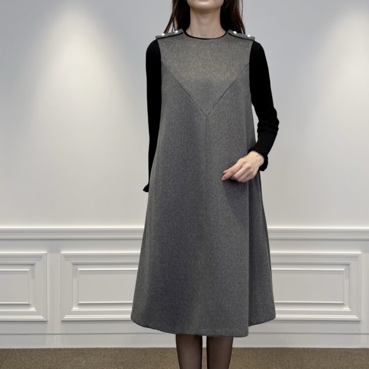 新作入荷情報〈スカラップカラーブラウス〉 | m-i-d | AVENIRETOILE