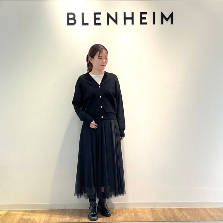 ブレンヘイム　パールボタン半袖ニットカーディガン 新作の“パールボタン半袖ニットカーディガン”を店頭よりひと足先にご