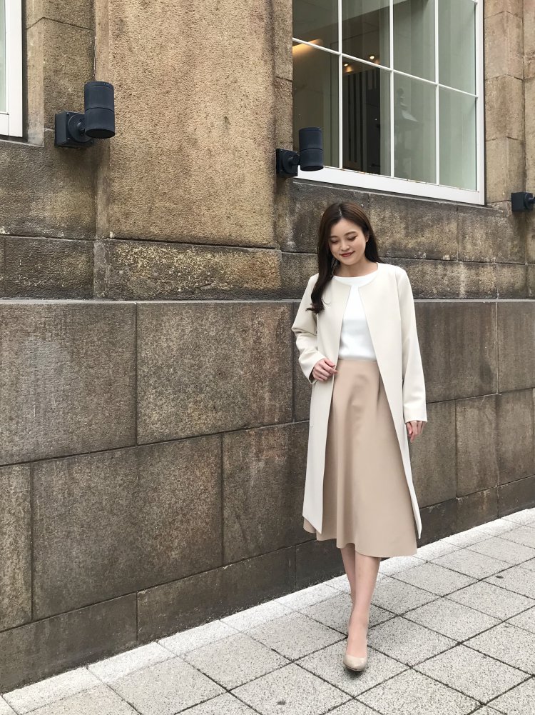 エレガントな雰囲気漂うノーカラーコート | m-i-d | M-PREMIER(エム