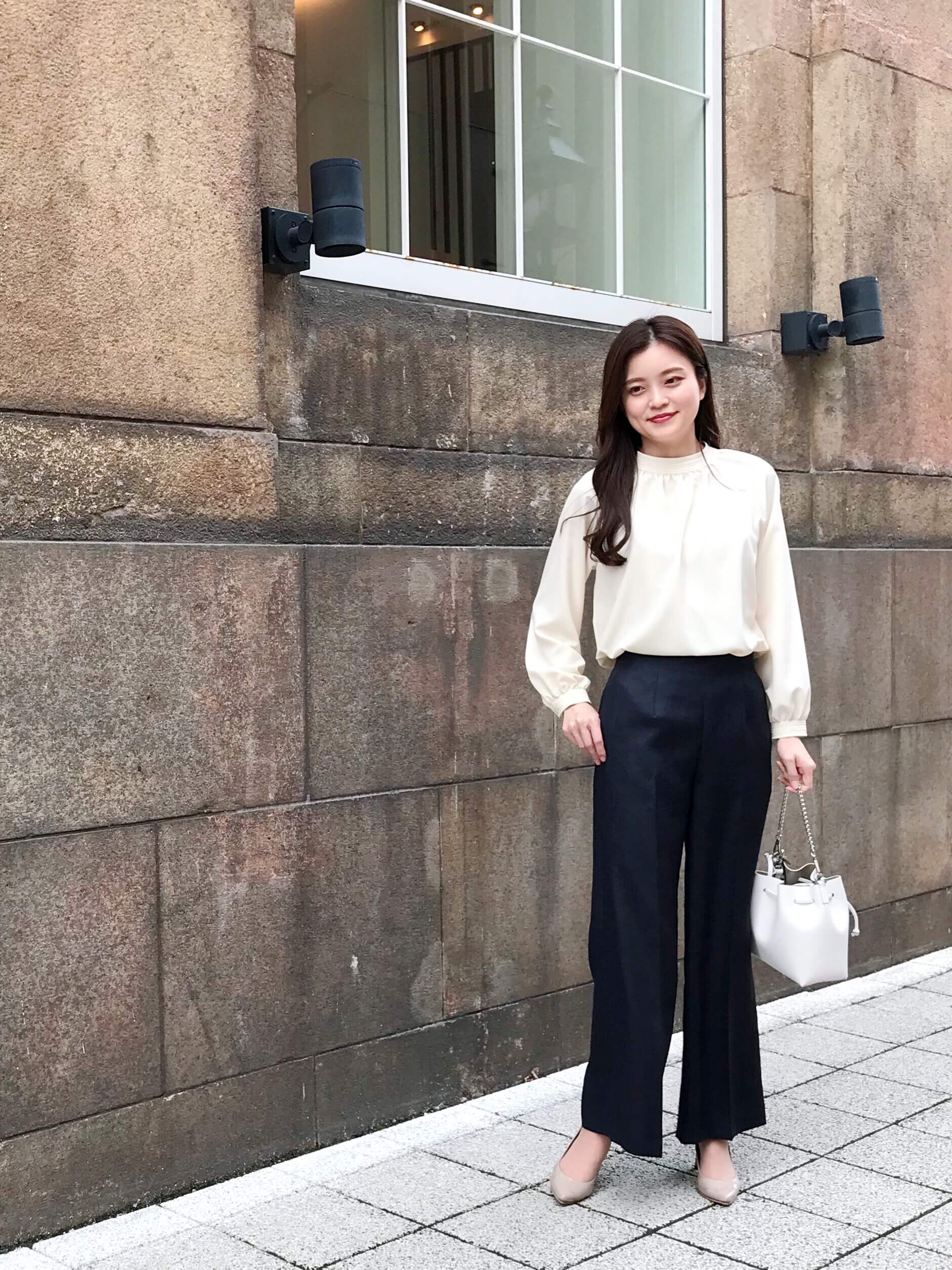 ワイドパンツでつくる大人の上品パンツコーデ | m-i-d | M-PREMIER