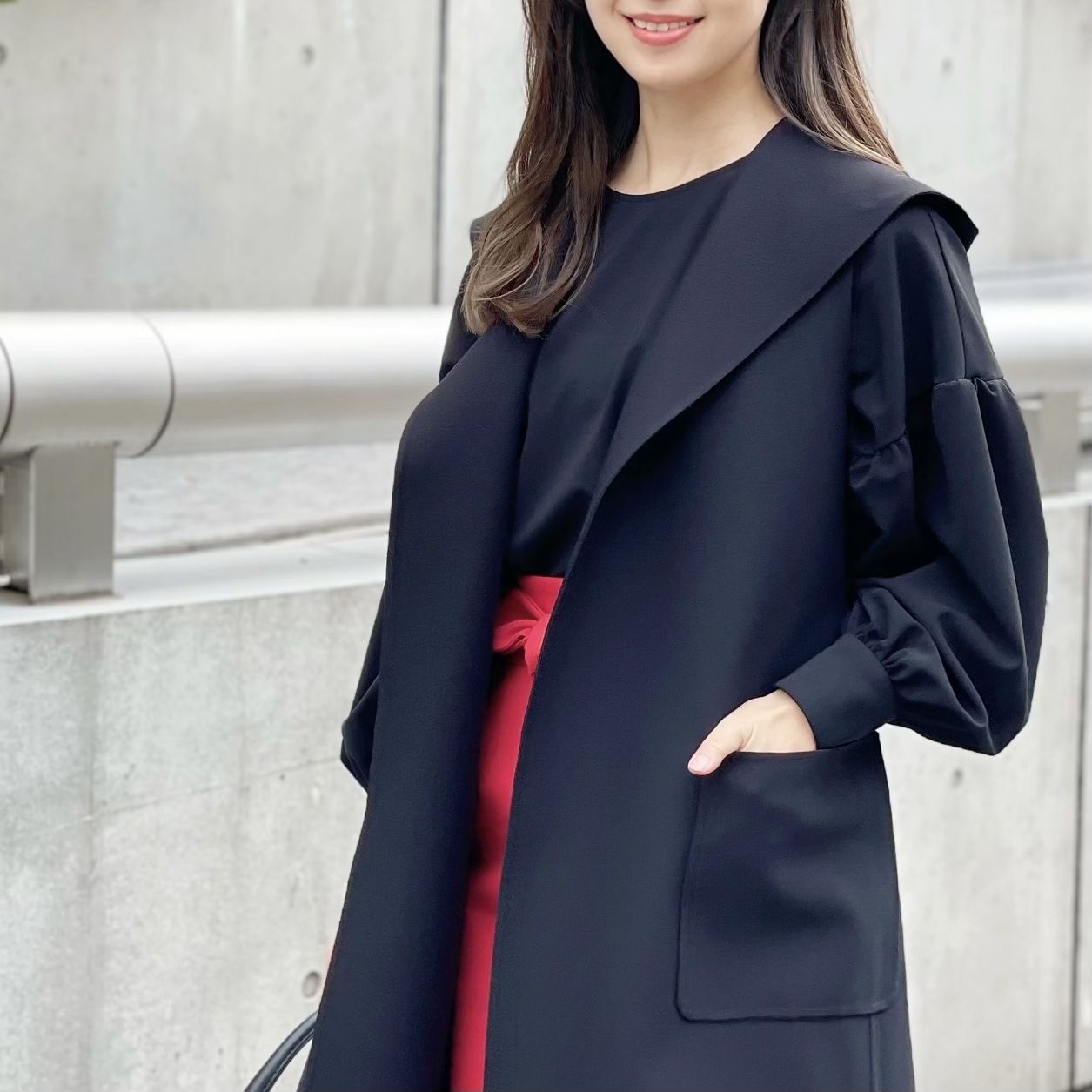 トレンドのジレ×タイトスカートで感度高い大人の品格スタイルに