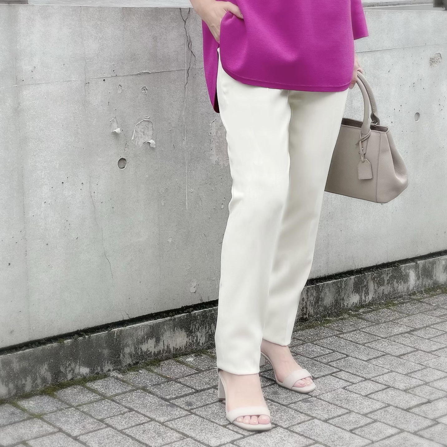 B6BFA5DB-F5FB-42F6-B810-