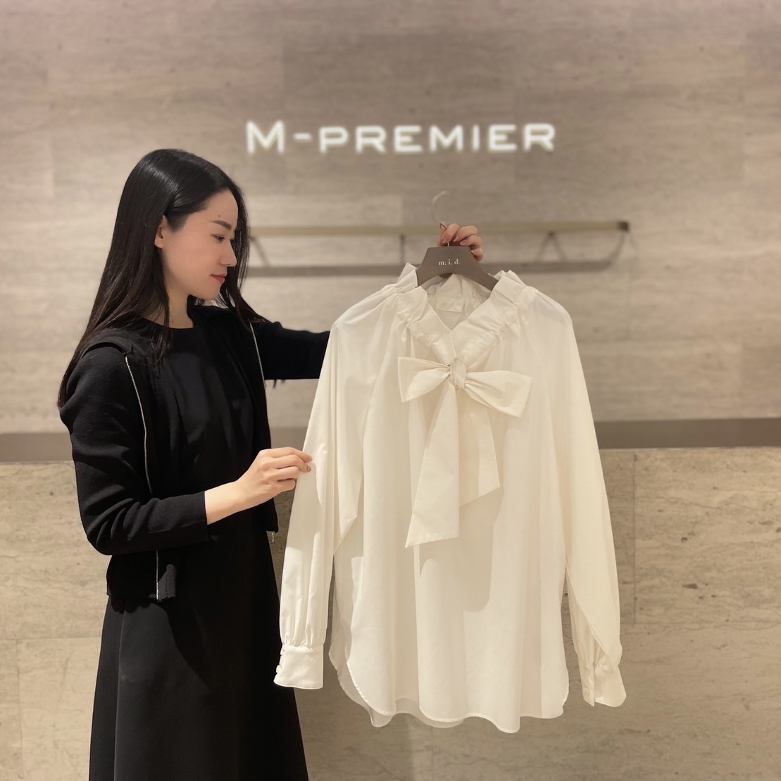 C5347E17-5E58-4A78-A9DE-