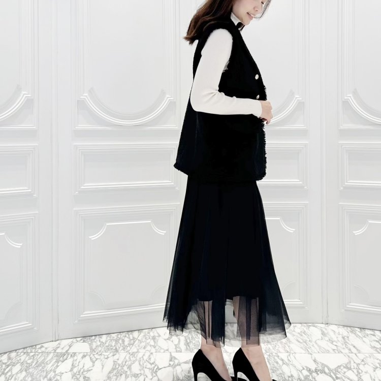 エムプルミエ　フード付き ロングジレ ワンランク上の旬LOOKには”ツイードジレ”がおすすめ！ | m-i-d | M