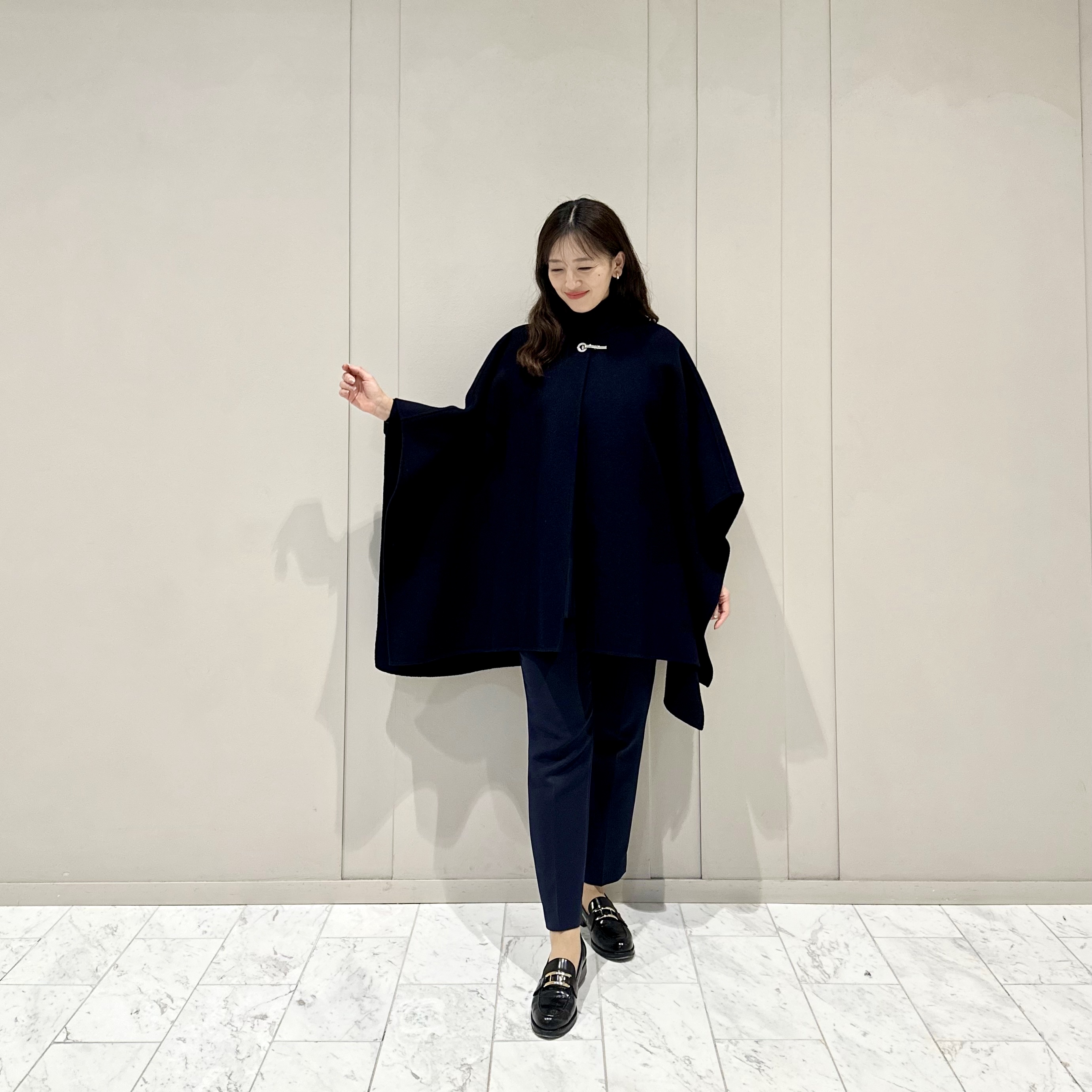 この秋冬狙いめ！着こなしをアップデートする大人気のポンチョコート