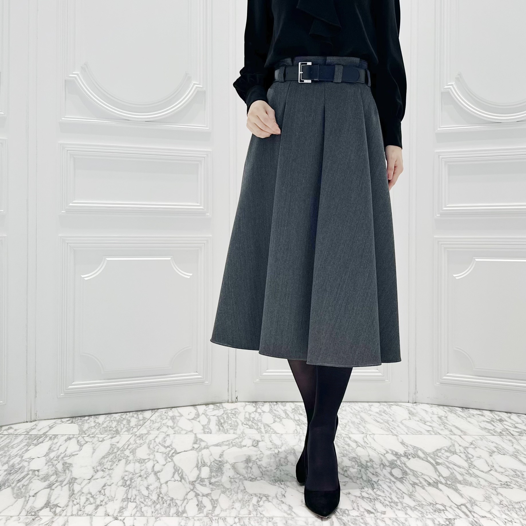 FINAL SALE 】50%OFF＜ベルト付タックフレアスカート