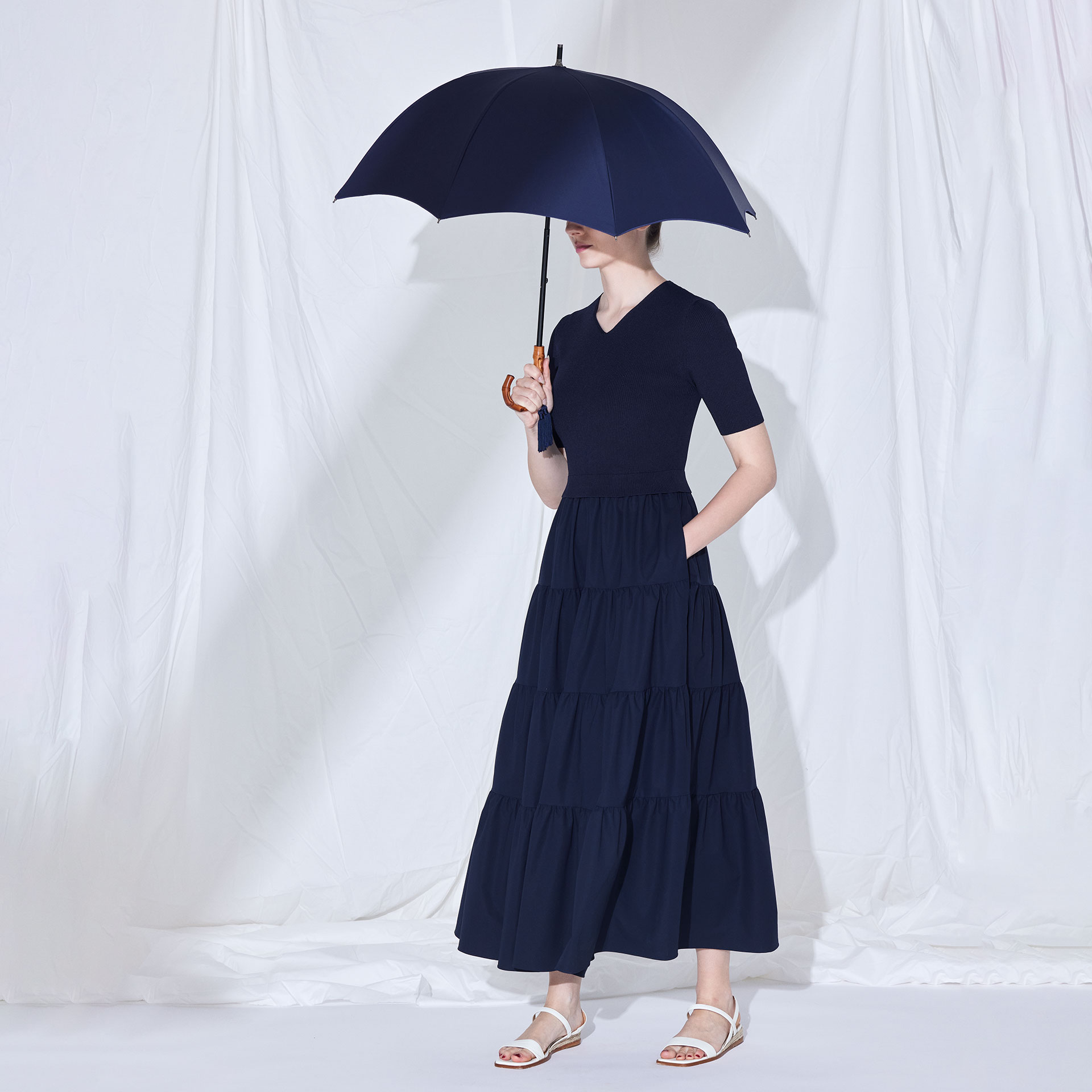 m,i,d, navy×芦屋ロサブラン】三越伊勢丹ONLINE / 先行販売