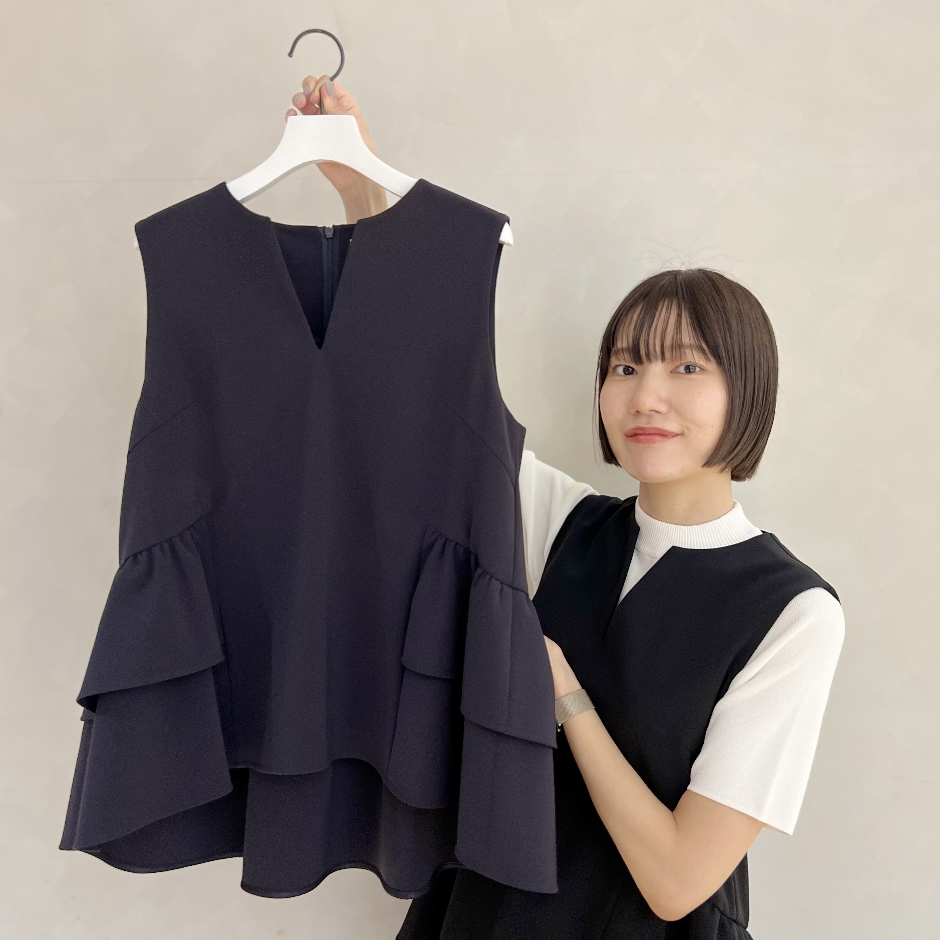 B6956■美品■エムプルミエクチュール ダブルクロスティアードフレアベスト38 B6956□美品□エムプルミエクチュール ダブルクロスティアード