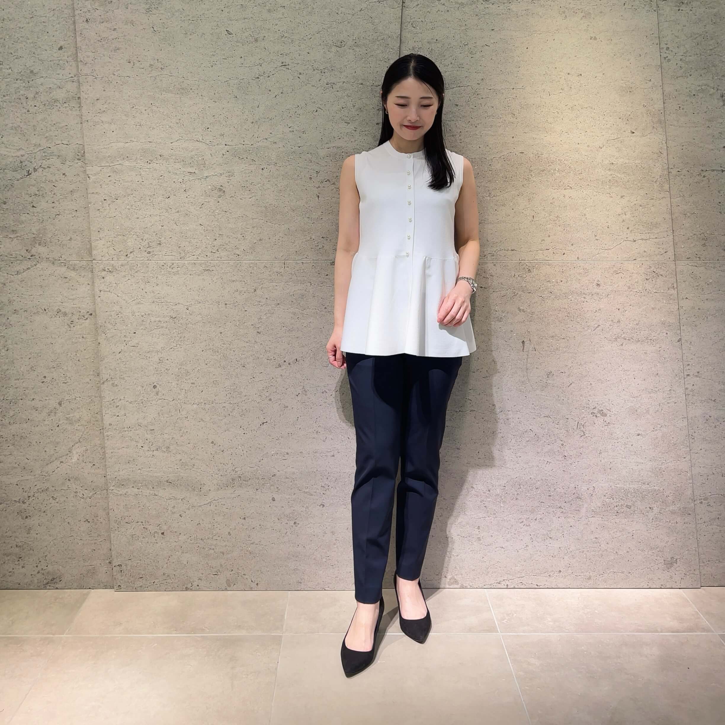 エムプルミエ　ペプラムニット 立体感のあるシルエットが魅力！エレガントなペプラムニットは