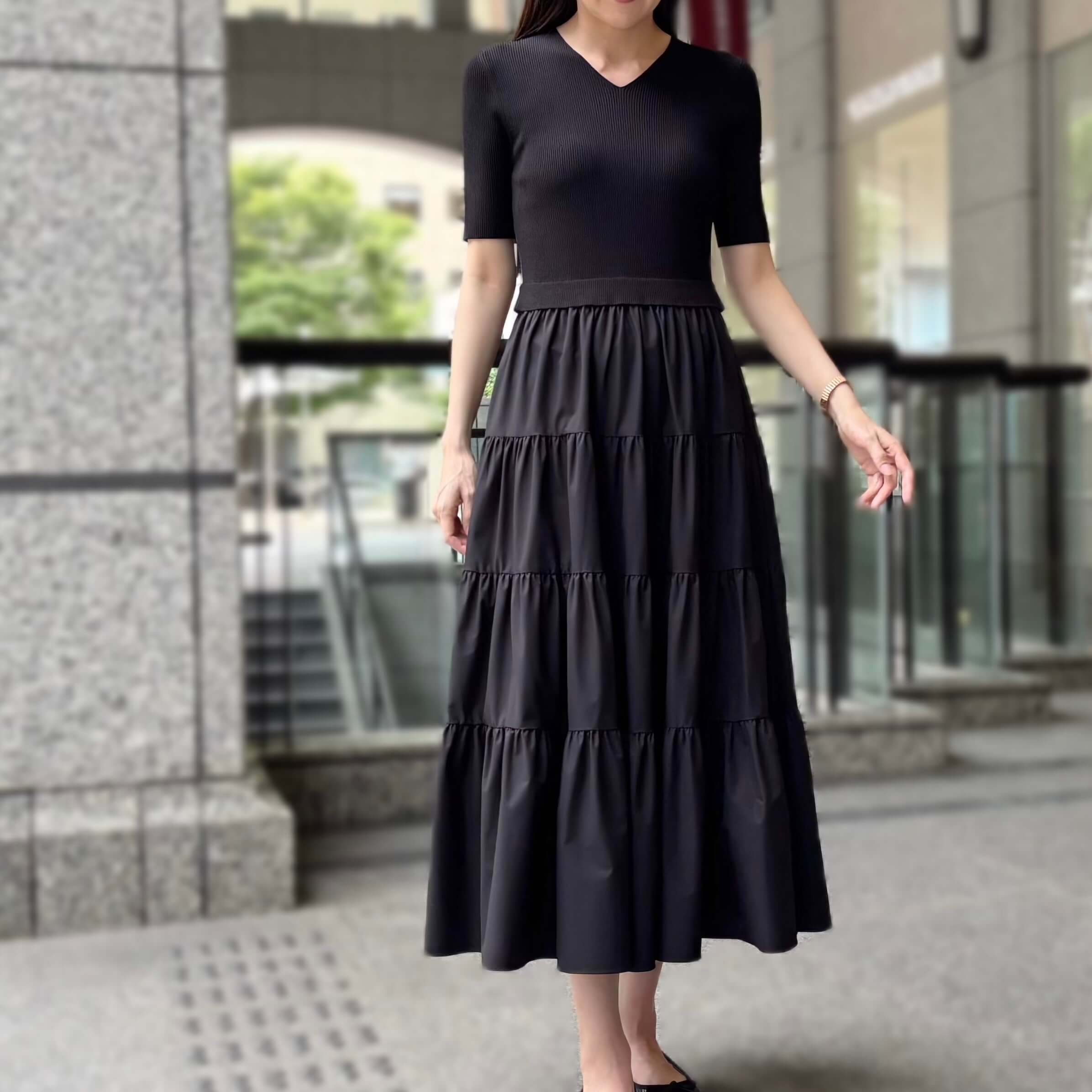 大人女性におすすめ、上品に着映える異素材ワンピース | m-i-d | M