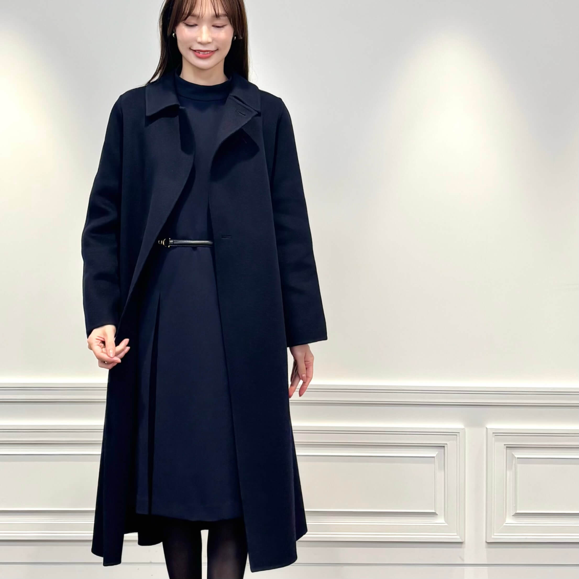 ママ業からフォーマルまで頼れる、大人の品格ネイビーで纏めた