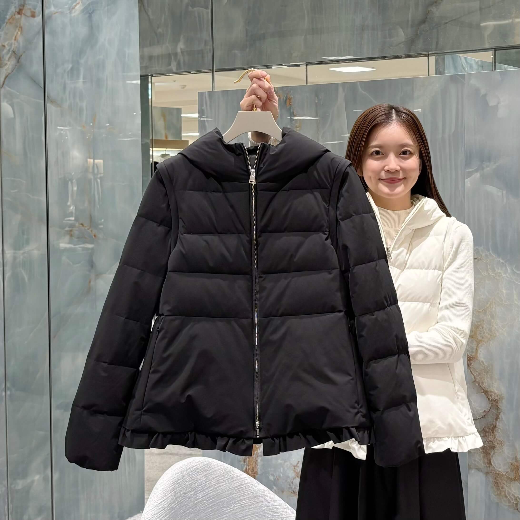 【新品未使用】M-PREMIER エムプルミエ　ヘムフリル2WAYダウンコート IMG_3039.jpeg