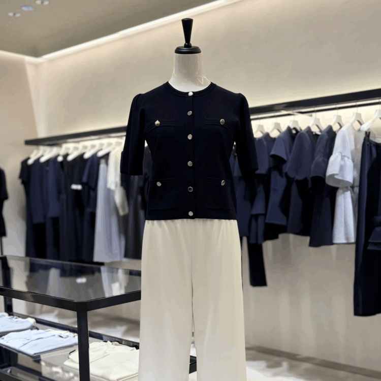 ◆美品◆M-PREMIER チュールレイヤードジップアップパーカー　38 この秋はチュールレイヤードジップアップパーカーで大人こなれ