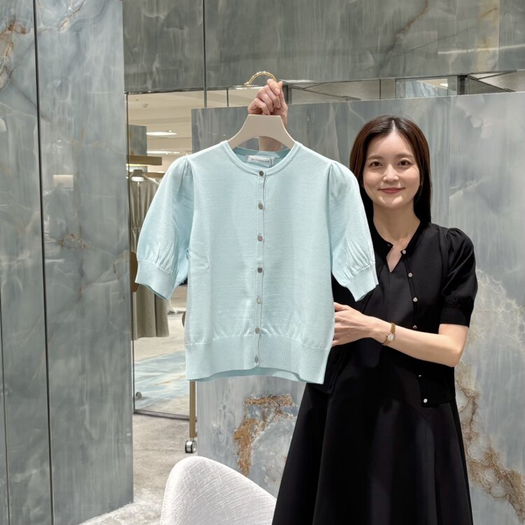 RECOMMEND ITEM /洒落感たっぷりなバルーンペプラムジレがおすすめです