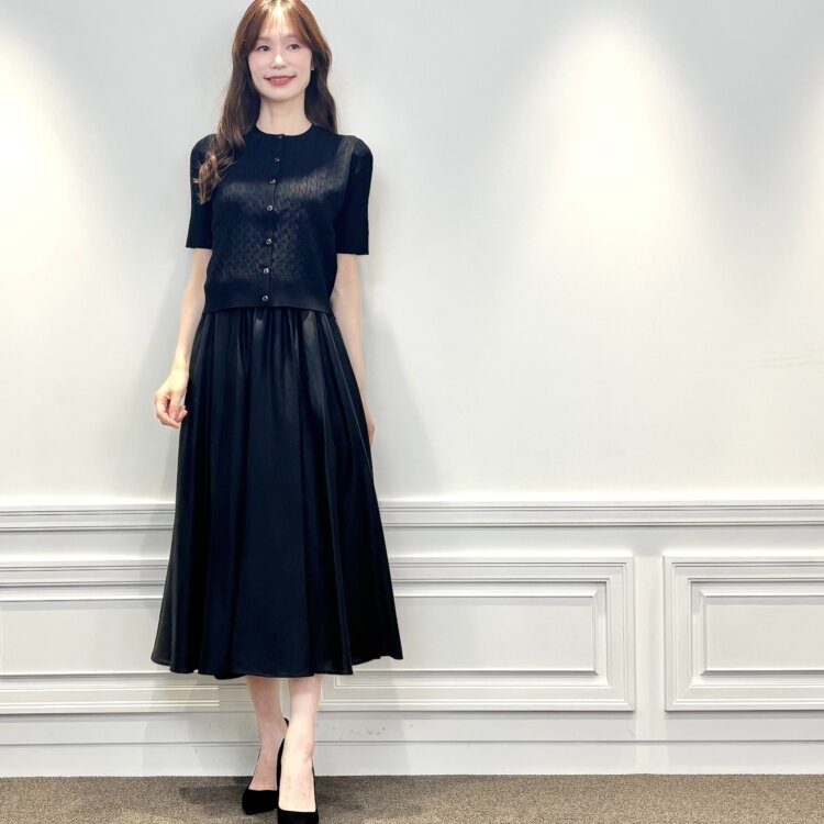 M-PREMIER ストレッチブロード切替ペプラムシャツ ネイビー FEW ITEMS / ＜ストレッチブロード切替ペプラムシャツ＞が残りわずか