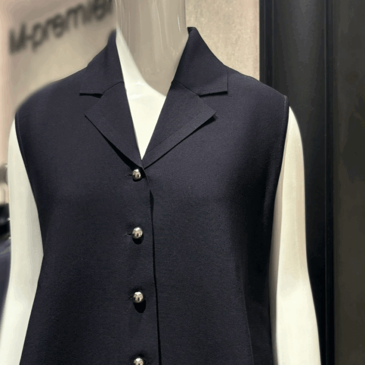 SALE】今買うならコレ！＜ボアカラーペプラムコート＞— 上質ウールで冬
